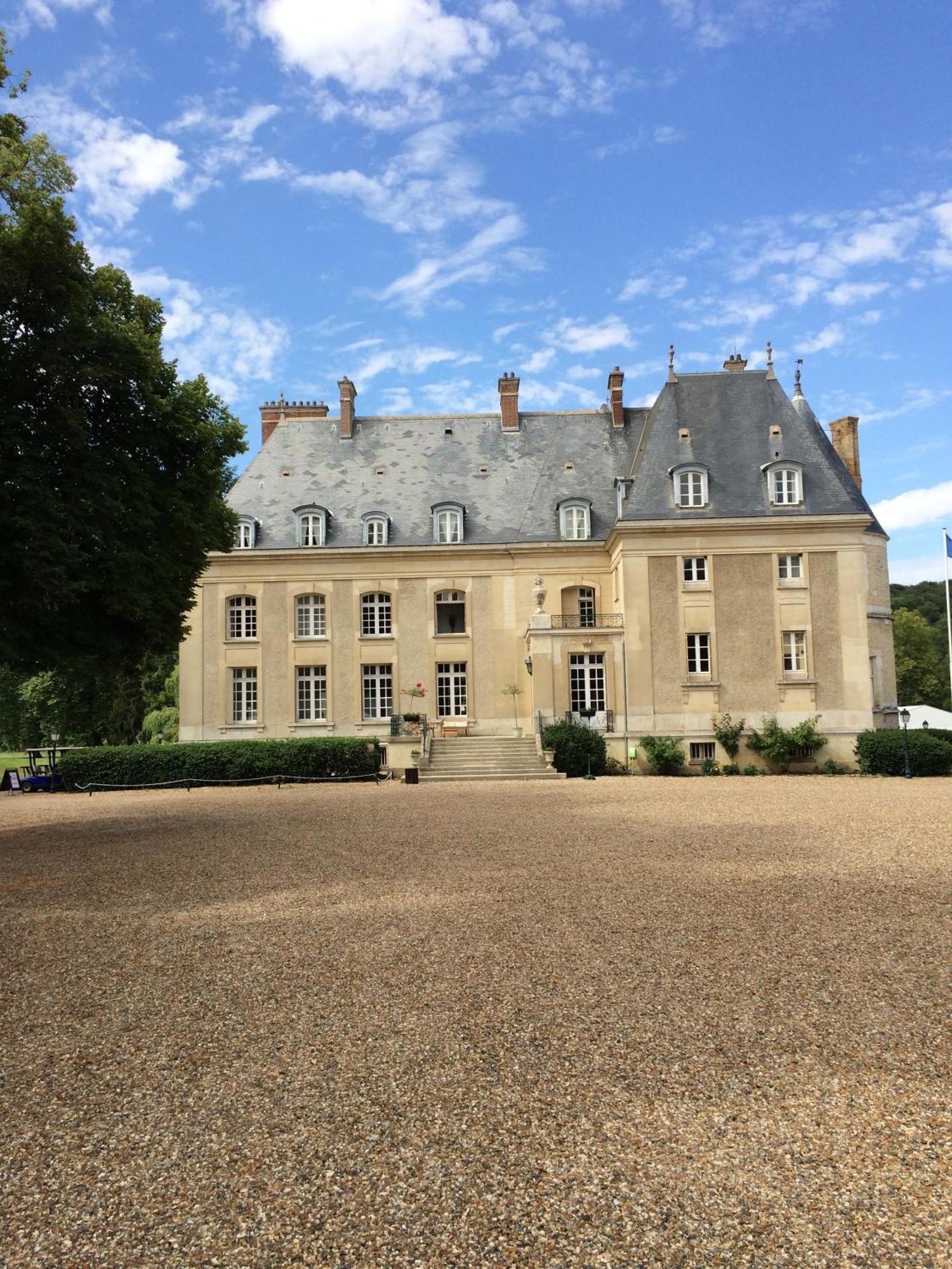 Chateau De Berticheres Шомон-ан-Вексан Екстериор снимка